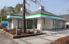 「ファミリーマート飯能日高団地店」外観