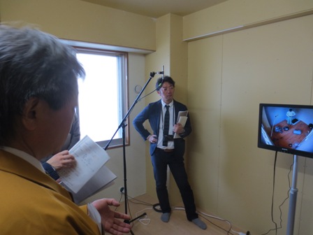住宅性能試験棟内には、床への衝撃音が、上下階や隣住戸にどう伝わるかを体感できる実験室を設置。どの位置にどのようなタイミングで落ちたかをモニターで確認し、音の伝わり方を実感してもらう