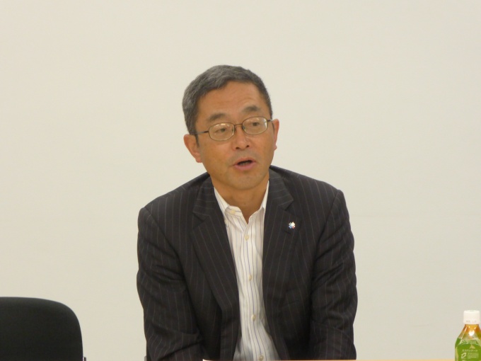 「われわれは公益財団として、貸し主、借り主、事業者、地域の“四方よし”となるよう取り組んでいきたい」などと抱負を述べた末永新会長