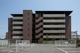「ブライトロード西宮」外観