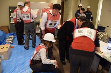 千代田区医師会の医師・看護師等によるトリアージ訓練