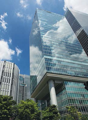 「パシフィックセンチュリープレイス丸の内」外観