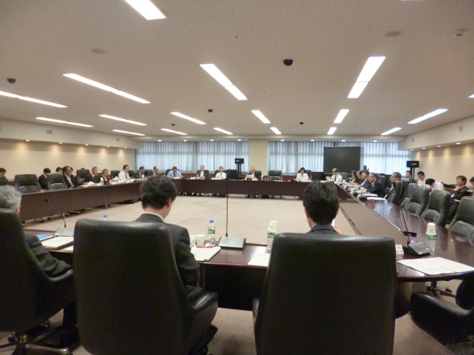 審議会の様子