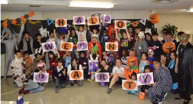 25日のハロウィンパーティの様子