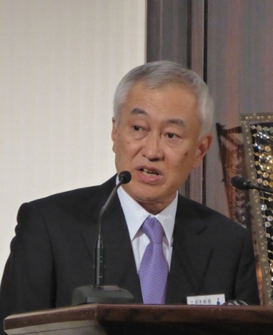 「都内複数エリアで開発を推進しており、東京の国際競争力強化に資するまちづくりとなる」などと語る三井不動産(株)代表取締役社長の菰田正信氏