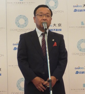 「この再開発を起爆剤に、中心市街地の活性化をさらに進めていきたい」と抱負を述べる、大垣市長の小川敏氏