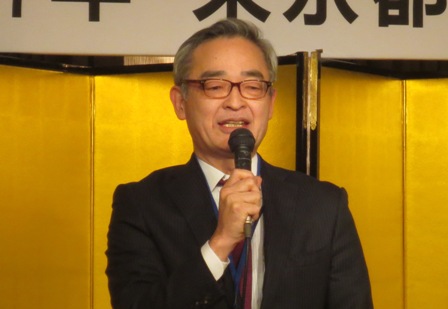 「役員一同で、会員のためどのような事業をしていけばいいかを考えている」と語る塩見支部長