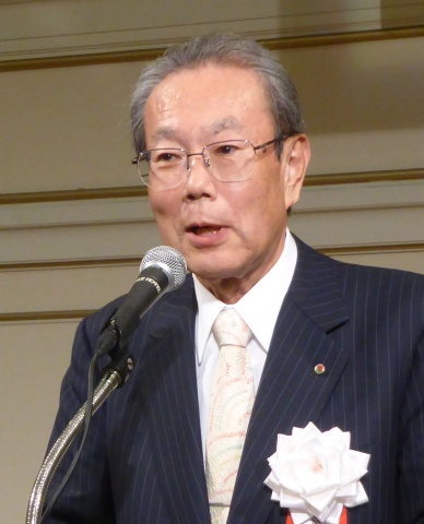 「コンプライアンス徹底や従業者教育で消費者の信頼に応える」と挨拶した全宅連会長の伊藤氏