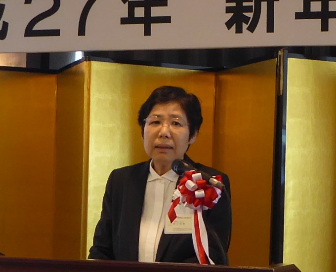 「設立50周年を迎える記念の年として、未来50年につながる飛躍の年に」と語る緒方会長