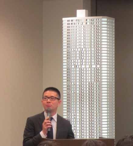 「当マンションを“なじみの場所”にしていきたい」と話す三菱地所レジデンス街開発事業部・柴田氏
