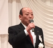 「これからも、良い生活・良い社会貢献を行なっていく」と語る堀越支部長