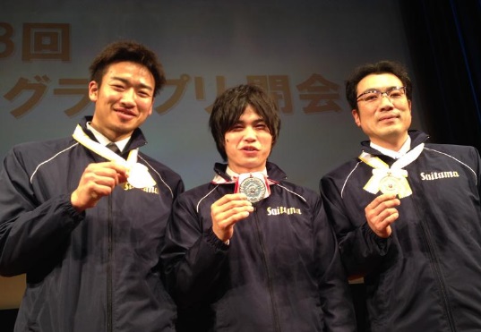左から馬場氏(敢闘賞)、東吉氏(第2位)、小林氏(敢闘賞)