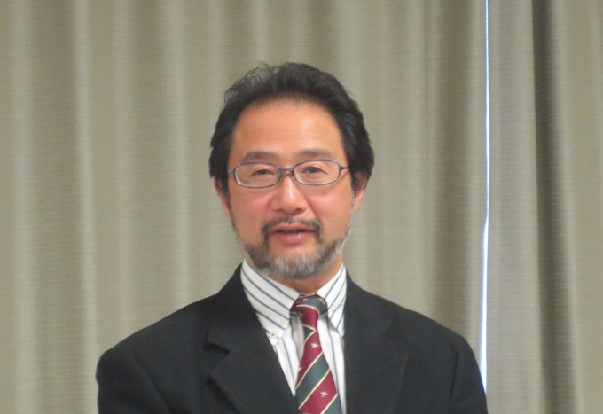 「既存住宅の価値を高めることで、地方活性化にもつなげていきたい」と話す一色座長