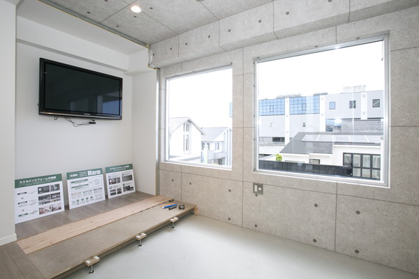 3階ではマンションのスケルトン状態を再現