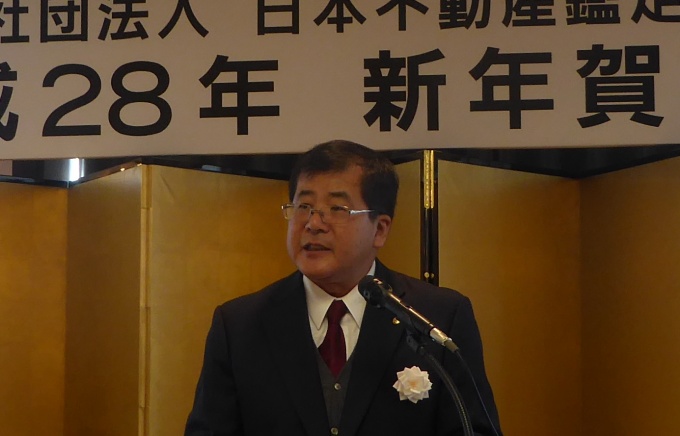 「不動産鑑定士の調査能力生かし、地方経済発展に貢献したい」と話す熊倉氏