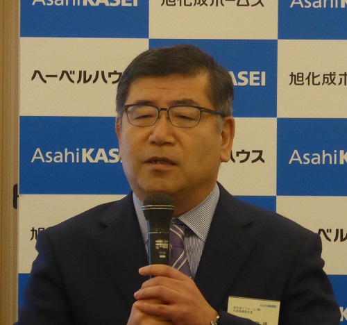 「中古住宅でもヘーベルハウス良さ、構造躯体の頑丈さをアピールしたい」などと語る森田社長