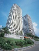 「リバーシティ21イーストタワーズ」外観