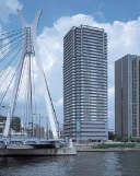 「リバーシティ21新川」外観
