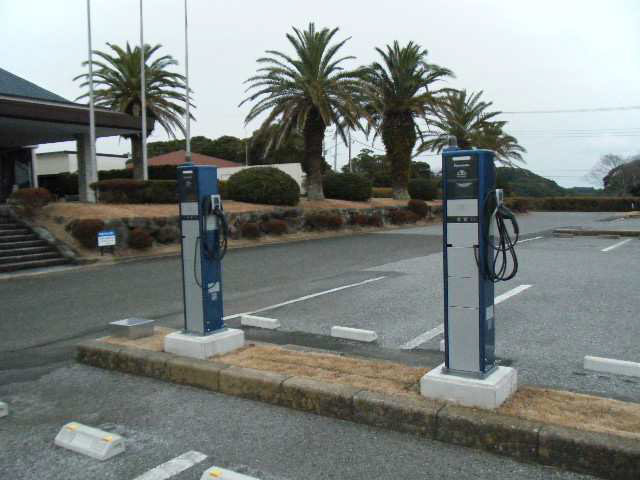 設置した充電スタンド(写真は勝浦東急ゴルフコースのもの)