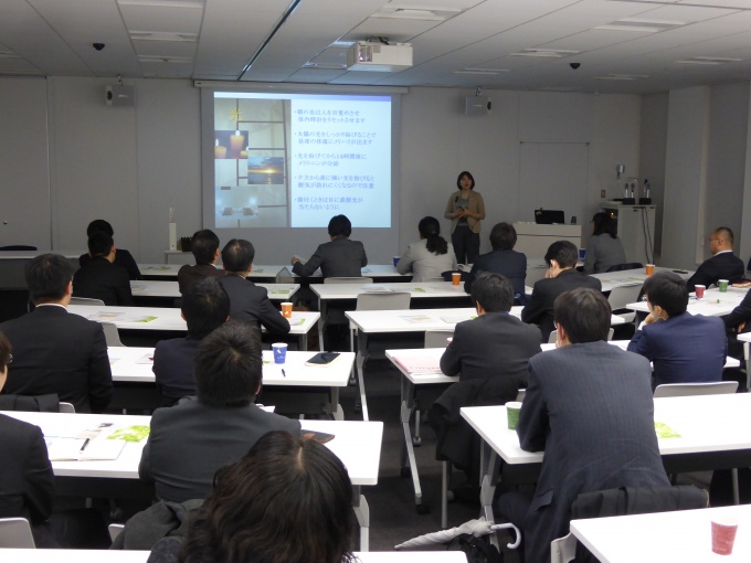 グループ各社から35人が参加した