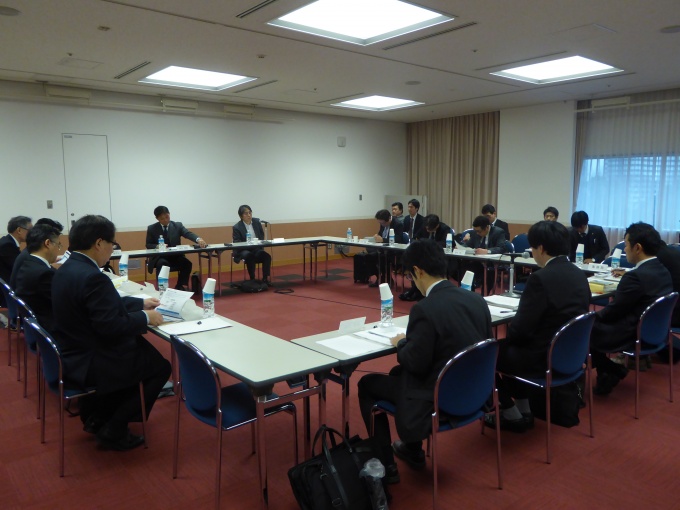 第9回「安心居住政策研究会」の様子
