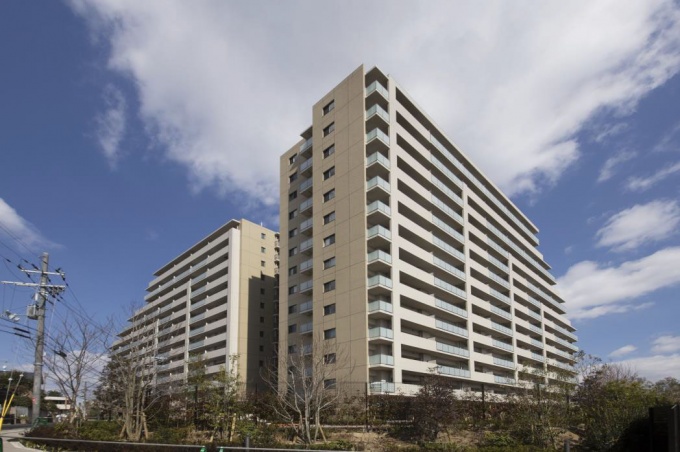竣工した「シンフォニア新千里南町ガーデンズ」