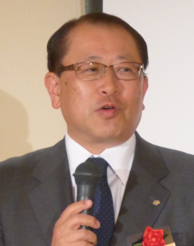 「ガバナンス体制を整えて次のステージに臨む」と挨拶した野村不動産HD取締役社長の沓掛氏