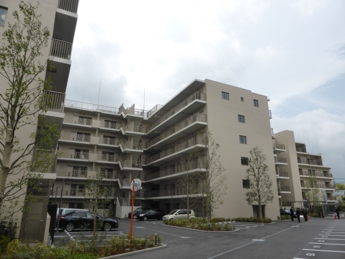 「フロール川崎戸手」の外観
