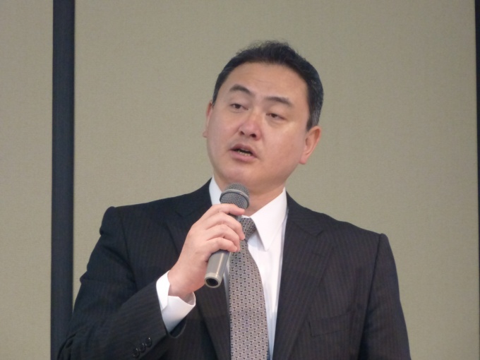 「今回の合併は中長期戦略を遂行するのに最も重要」と述べる野村不動産投資顧問(株)NMF運用グループ統括部長の岡田賢一氏