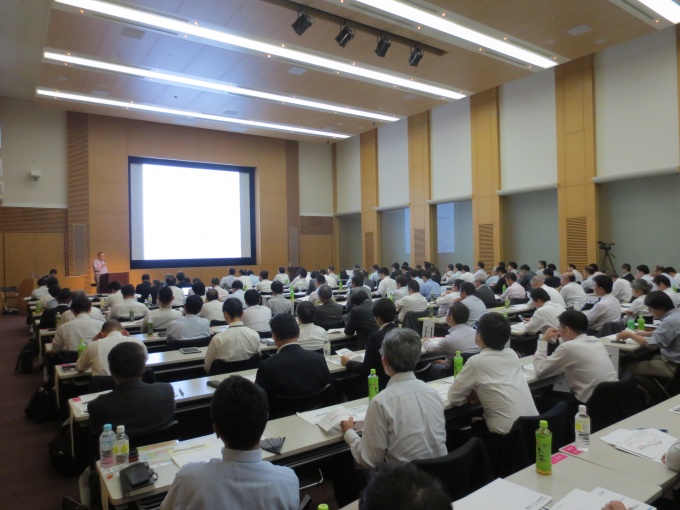 会場の様子