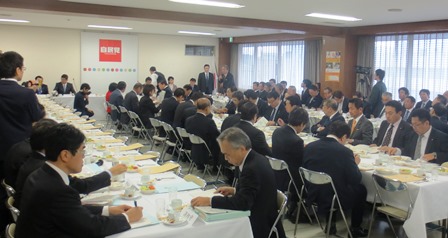 総会の模様