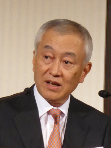 「社会構造の変化に対応し、フロントランナーとして新しい価値を創造していく」などと語った菰田社長