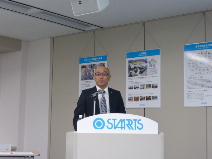 「上質な住宅の提供はもちろん、防災に向けた強固な地盤形成と循環型のまちづくりを進めることで、新浦安の福祉や防災、生活の拠点となるようなまちを目指す」と話す、引地専務