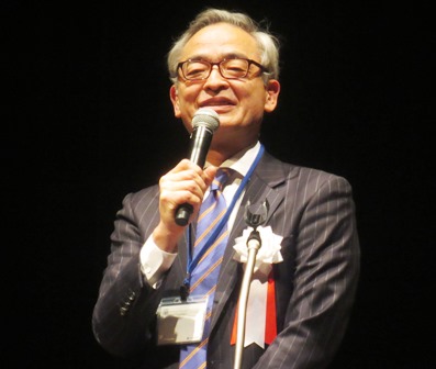 「情報提供やネットワークづくりで、より良い賃貸管理業界作りに寄与したい」と語る塩見支部長