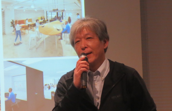 「金融の枠組みを超えて、さまざまな領域に広がっていってほしい」と語る湯浅執行役常務