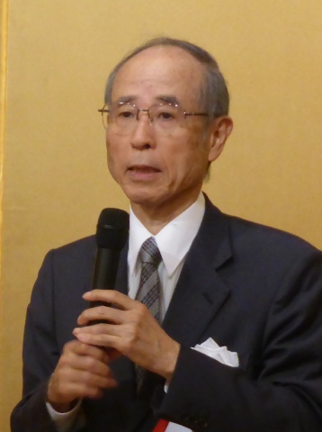 「良質な低炭素住宅は国内の建築の発展にも寄与する」と述べた村上理事長