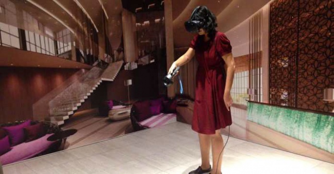 「BRANZ SIMATUPANG」販売現場でのVR活用イメージ